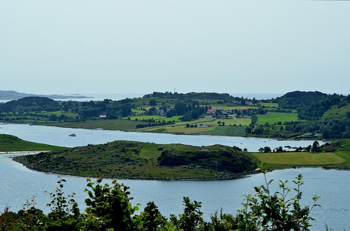 Fin vy över Hafrsfjord
