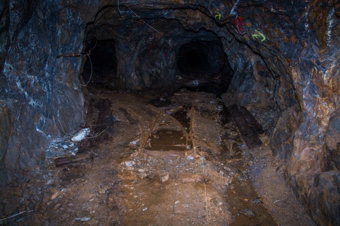 Ett vägskäl i gruvan